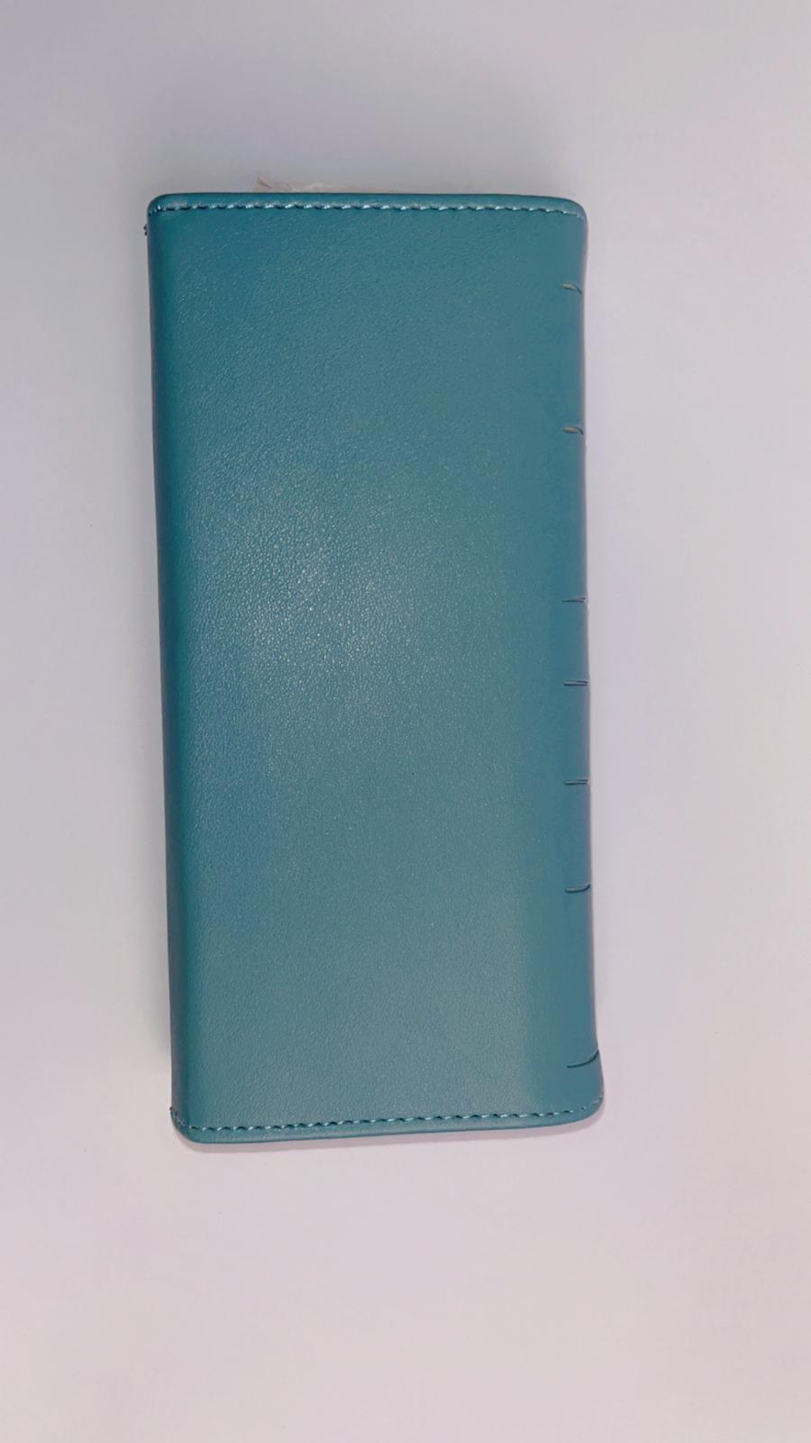 Elegant Beige Crocodile-Embossed Long Wallet for Women – Snap Closure & Spacious Interior