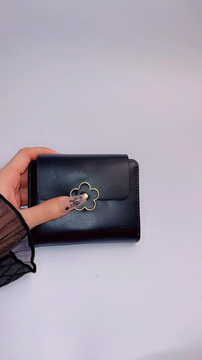 Elegant Floral Snap Leather Wallet – Compact & Stylish Everyday Essential