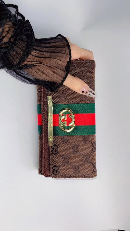 Luxury GG Stripe Long Wallet – Brown Monogram with Gold-Tone Emblem