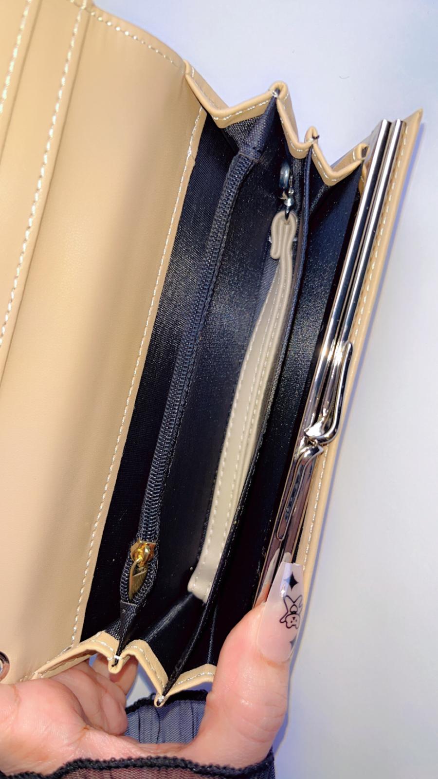 Elegant Beige Crocodile-Embossed Long Wallet for Women – Snap Closure & Spacious Interior