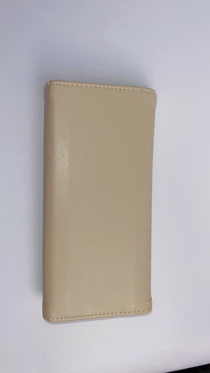 Elegant Beige Crocodile-Embossed Long Wallet for Women – Snap Closure & Spacious Interior